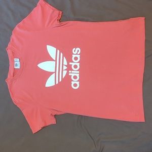 Adidas tee large